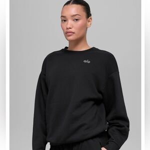 Alo Accolade Black Crew Neck Pullover